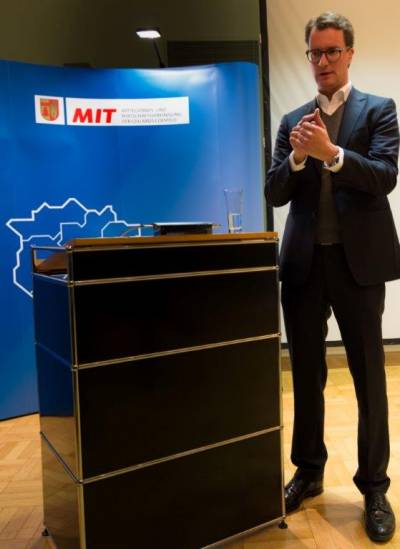 NRW  Zukunft nur mit Wachstum - 