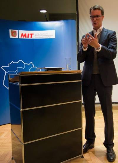 NRW  Zukunft nur mit Wachstum - 